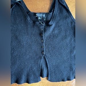 Kendall& Kylie ribbed crop top with buttons at the top